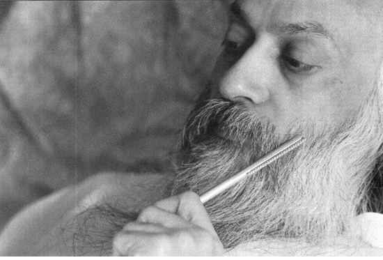030 Osho reading