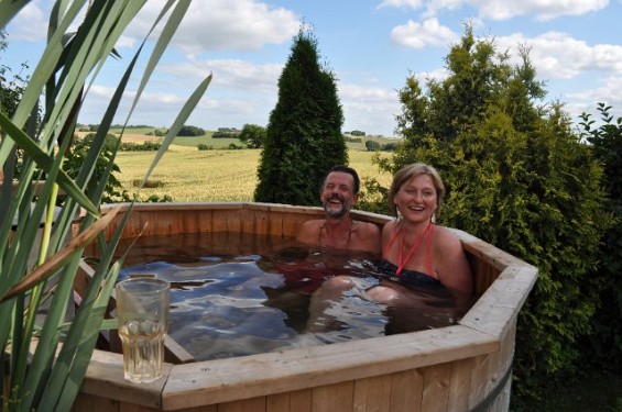 058 hot tub 1