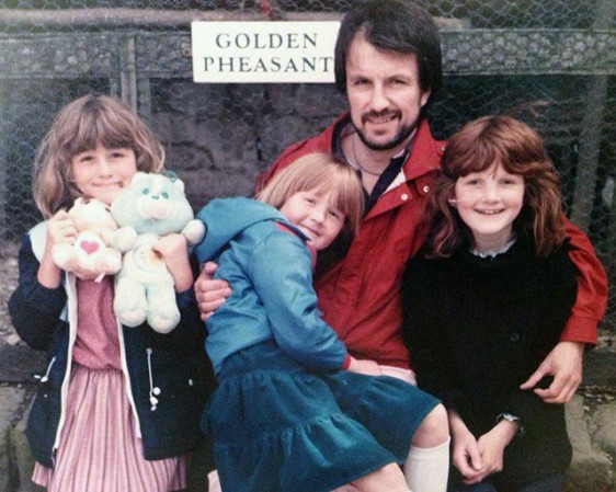 Rajen-with-girls