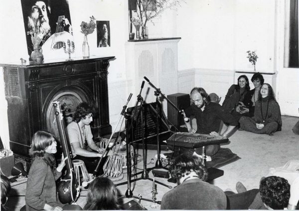 Chaitanya Deuter on santoor