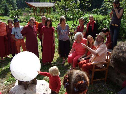 Sigari in red outfit