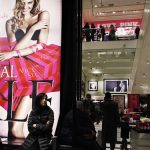 Shoppers Victoria Secret New York