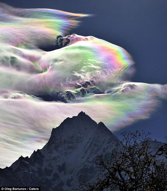 Rainbow over Everest