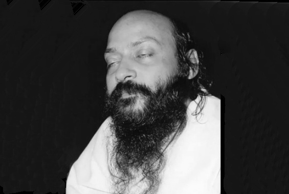 Osho closed eyes 