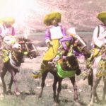 Men on horseback Feat.