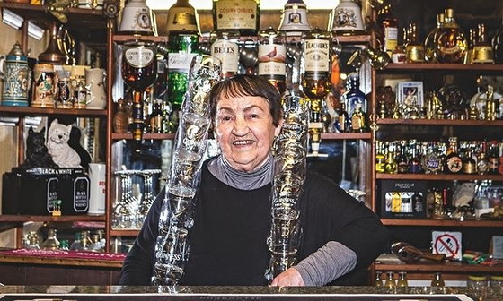 Oldie-workers-Evdokia-Sta-007