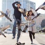 Couple laughing Feat