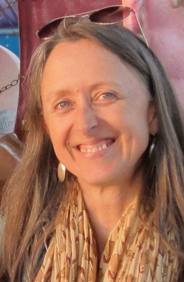 080-nirjana-with-sunglasses