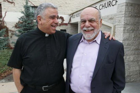 catholic-priest-and-rabbi