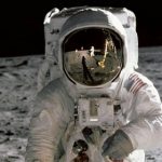 neil-armstrong-on-moon