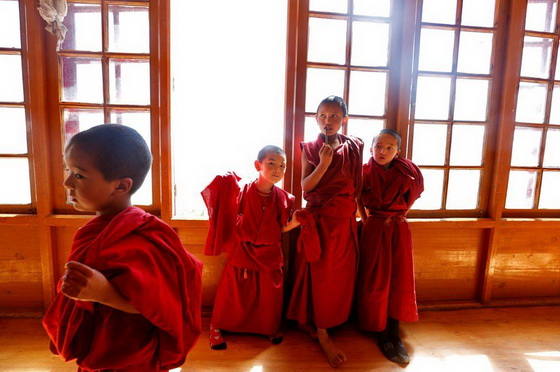 monks-4