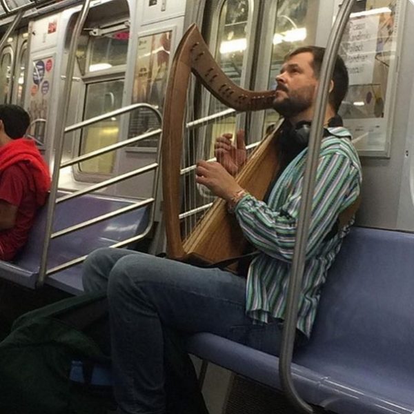 Ah, a modern minstrel!