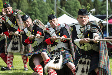 tug of war Scottish clan