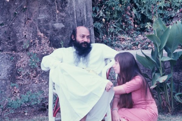 Osho and Nirvano in garden