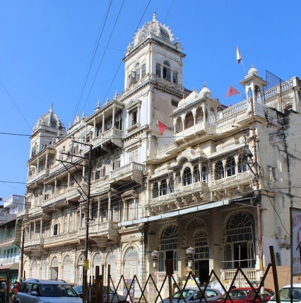 Kaanch Mandir, Indore – Entrance