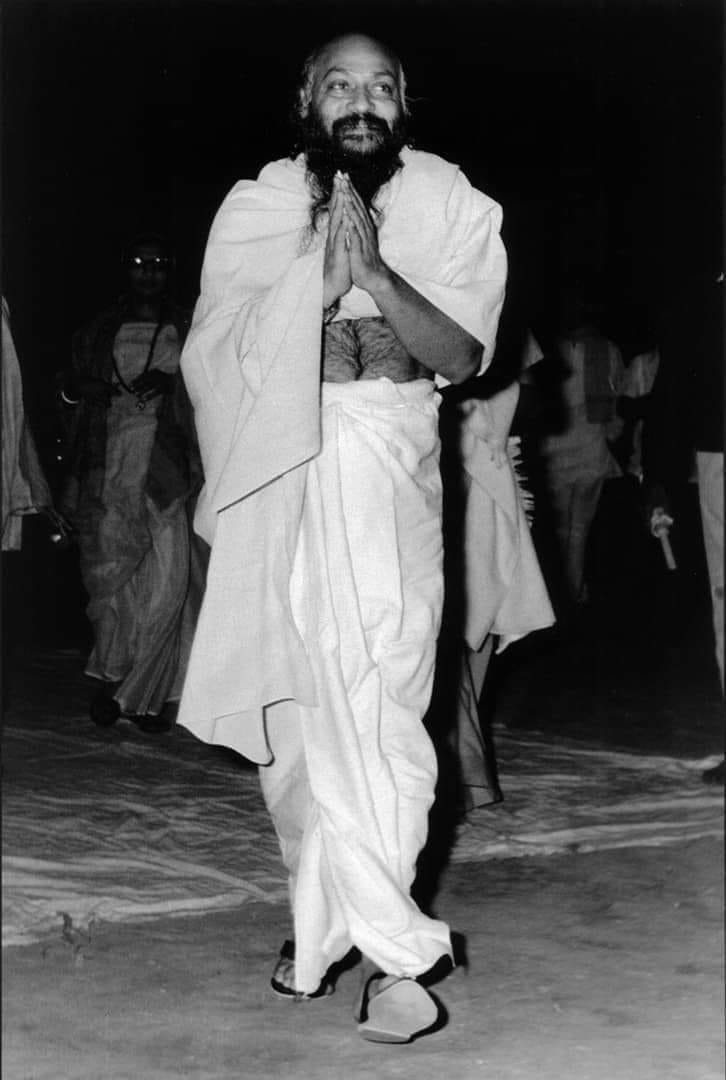 Osho walking