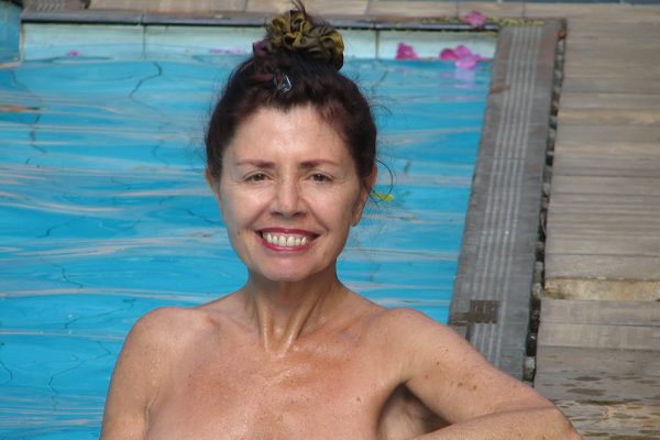 At-the-pool-2007