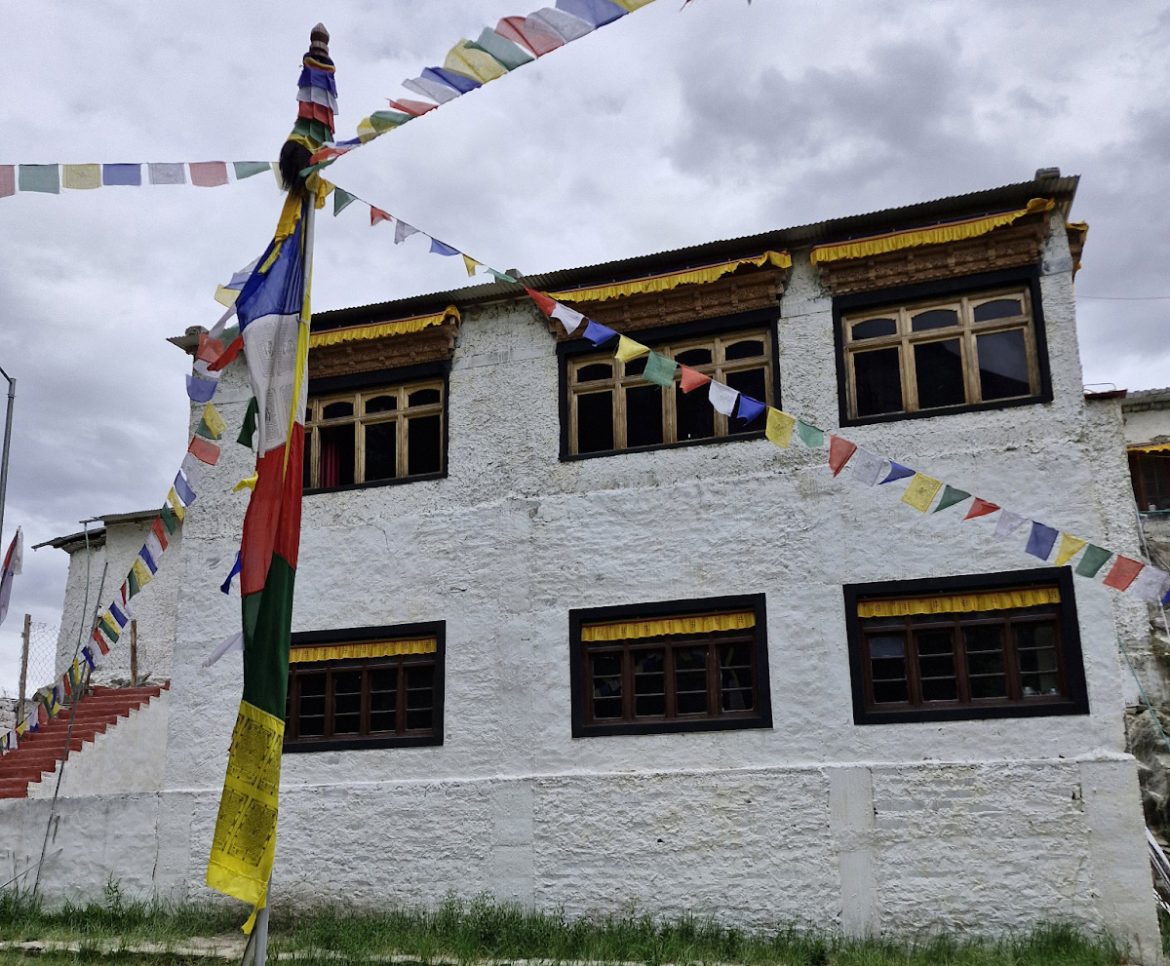 Valleys, mountains and lakes | Osho News