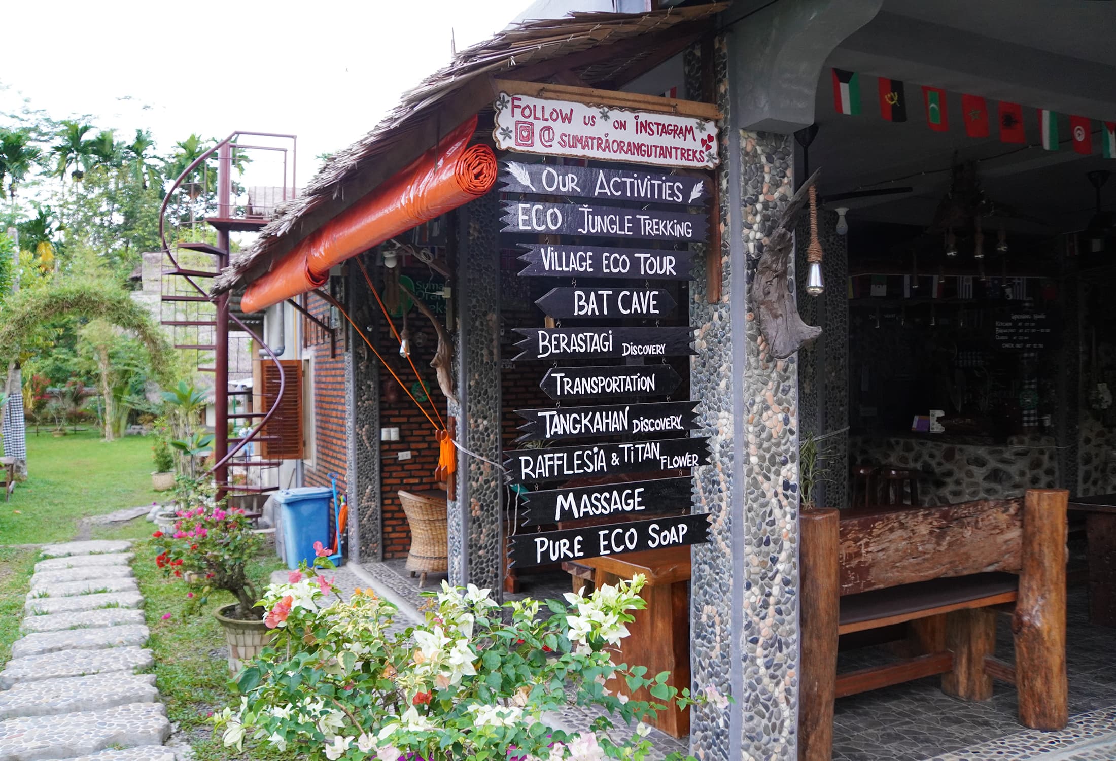 Sumatra Orangutan Treks Lodge