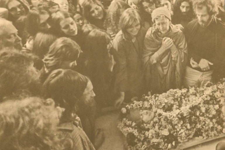 Vimalkirti on stretcher