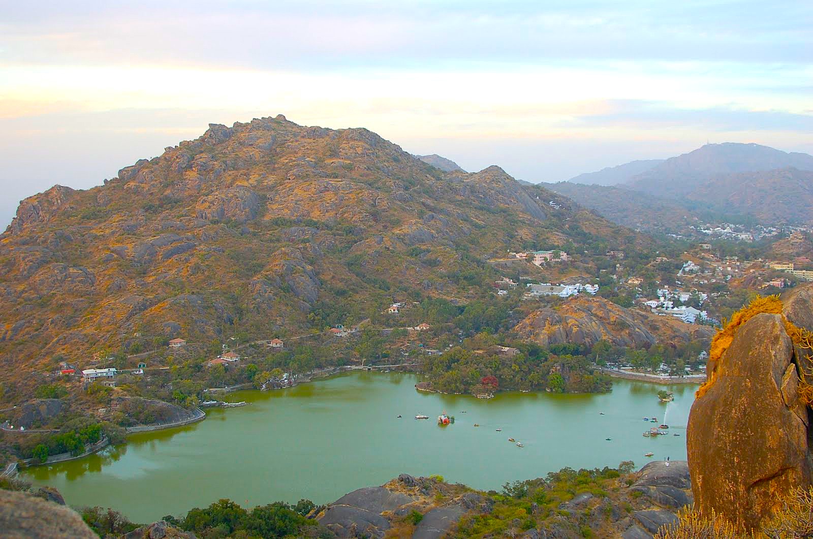 Nakki Lake