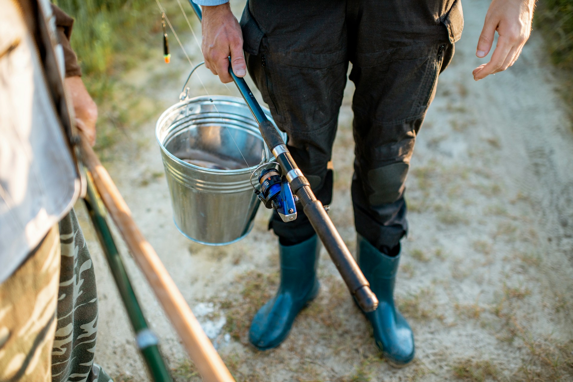 Fishing bucket