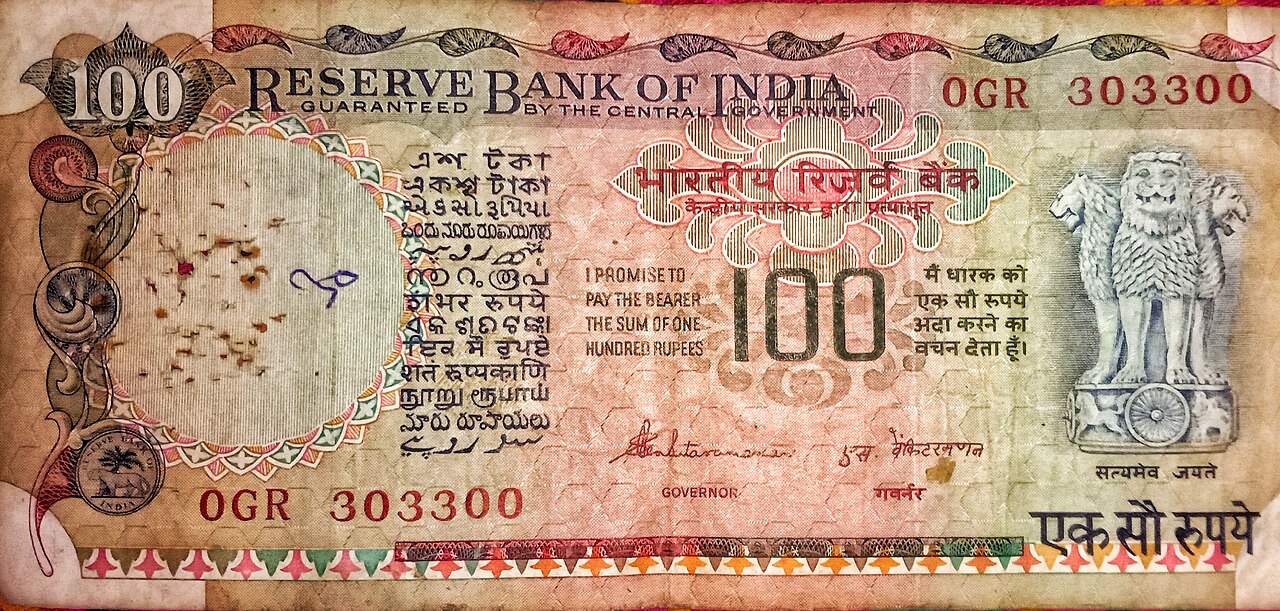 100 Rupees